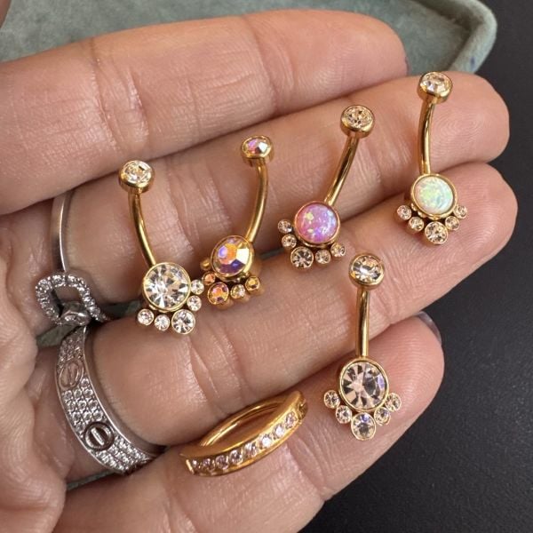 Göbek Piercing