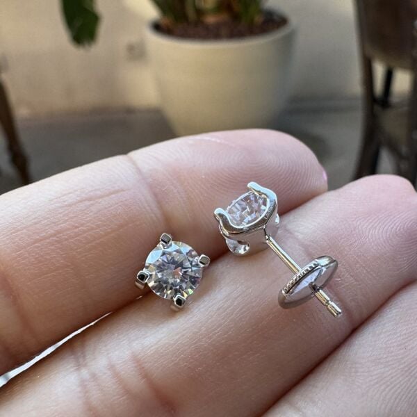 İthal Mozanit Tek Taş Küpe 1.5 ct