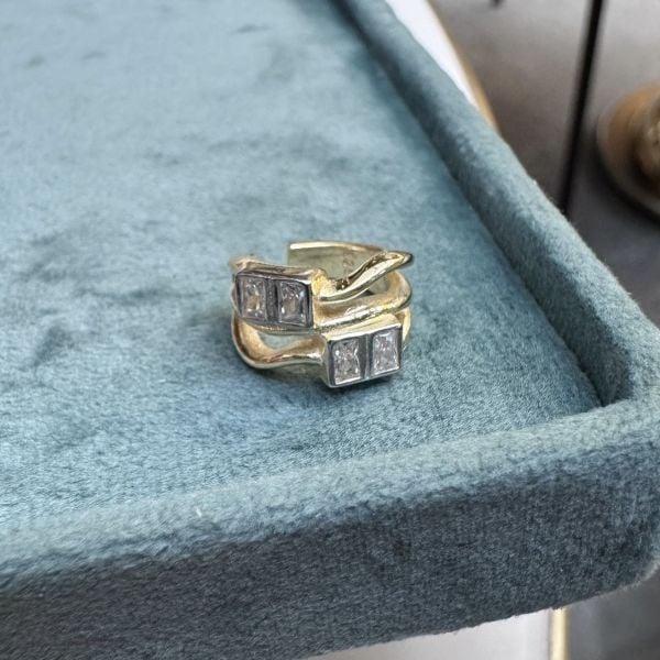 Sina Cuff
