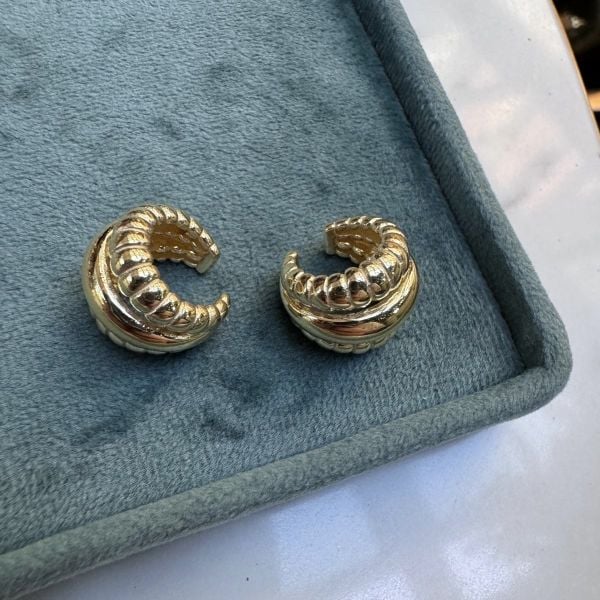 Goldys Cuff
